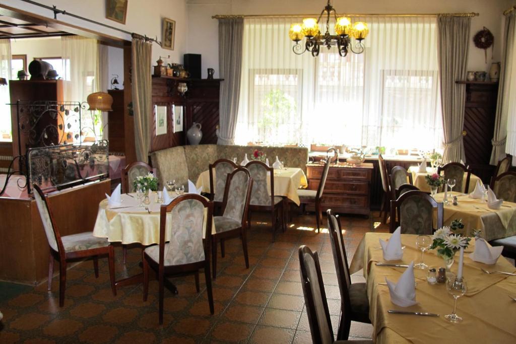 Hotel Garni Hauth Бернкастел-Кюс Екстериор снимка